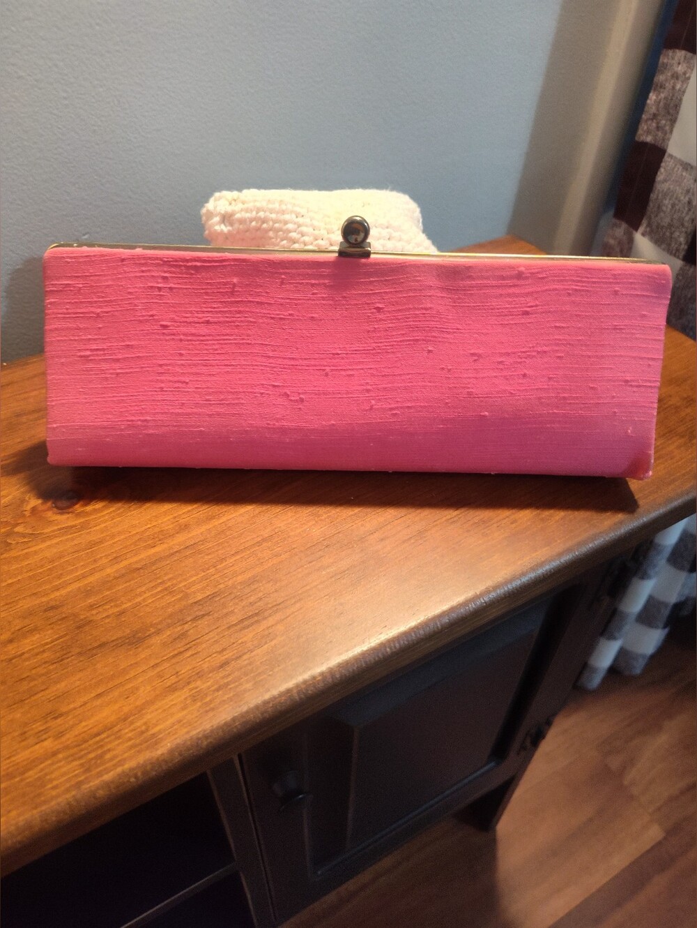 Vintage Pink Women's Clutch Bag - Stylish Evening Accessory